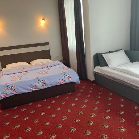 Hotel Vila Sunny Jop *