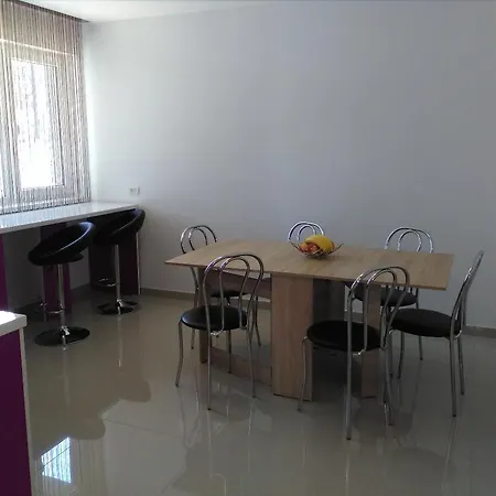 Hotel Vila Sunny Jop Navodari